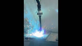 IIMT welding robot [upl. by Dilly]