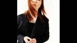 Suzanne Vega Toms Diner Acoustic [upl. by Ecilahs]