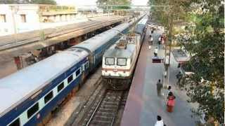 Kollam EXP arriving at Arakkonam Junction [upl. by Nairad912]