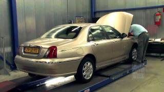 Klokje rond Rover 75 [upl. by Yenwat]