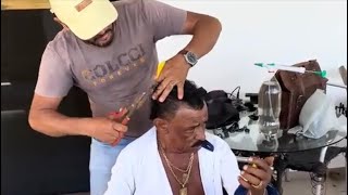 CHARLLES LEVA BARBEIRO PARA CORTAR O CABELO DE TIRINGA ðŸ˜‚  COMÃ‰DIA SELVAGEM [upl. by Lede996]