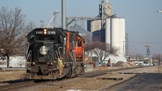 Sunrise to Sunset Railfanning in Effingham Illinois December 27th 2013 [upl. by Bautram155]