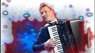 Akordeonistas Martynas Levickis ir Vilniaus Simfonietta „Metų laikai“ [upl. by Dnalyaw]