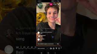 Wincent Weiss quotMorgenquot Livestream 202112022 [upl. by Atikir579]