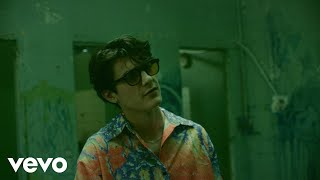 Kungs  Regardemoi Clip officiel [upl. by Joachima]