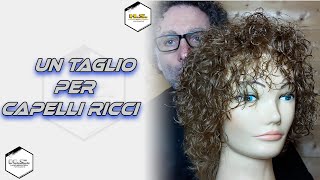 Taglio Capelli Ricci con Graduazione Regressiva e Frangia [upl. by Kcirderfla]