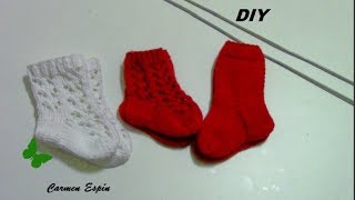 Calcetines de bebe a dos aguja DIY [upl. by Sharp16]