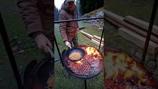 Ossobuco on Campfire Cooking on Skottsberg Braadpan Cast Iron [upl. by Griffin216]