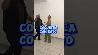 Coquetea bailando salsa 😍😘 clasedesalsa pasosdesalsa pasoapaso tutoriales salsadancing [upl. by Asile]