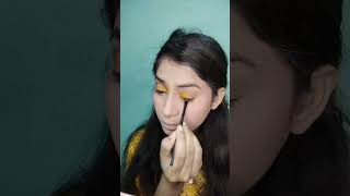 yellow eye makeup tutorial 🧡✨💛makeuptutorial eyemakeuptutorial shots trendy [upl. by Yelsha]