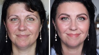 MAKEUP 40 ANS ET PLUS  FOCUS TEINT LUMINEUX SOURCILS CERNES amp POCHES [upl. by Elana]