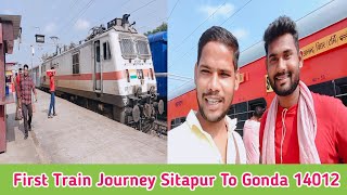 Anand Vihar T  Radhikapur New Weekly Express Train First Commercial Journey From Sitapur To Gonda [upl. by Nuahsyd401]