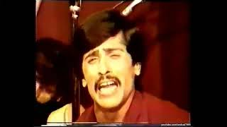 Bewafa Yoon Tera Muskurana live old song by Attaullah Khan Esakhelvi [upl. by Aihtnyc620]