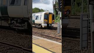 Great Northern Class 387 passing Harringay [upl. by Marguerie909]