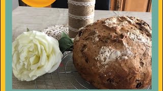 Recette thermomix pain cocotte aux fruits secs [upl. by Nnahteb]