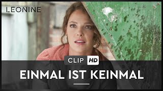 Einmal ist keinmal  Clip Morelli sucht Stephanie in ihrer Dusche auf deutschgerman [upl. by Nylkaj]