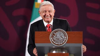 4T consistió en servir al pueblo crear bienestar y brindar seguridad Conferencia presidente AMLO [upl. by Rats]