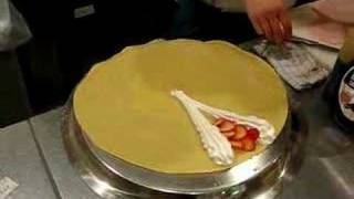 How to Make a Japanese Crepe [upl. by Uria43]