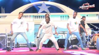 Shatta Wale s Chop Kiss and Wisa s Ekiki me dance performance  Freedom Concert 2016 [upl. by Yehus]