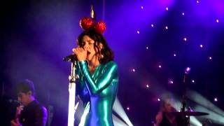 Marina and The Diamonds  Forget live [upl. by Aisatsanna736]