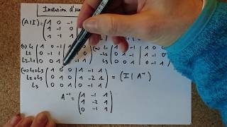 L1 Calcul matriciel  exemple de calcul de linverse dune matrice par la méthode de GaussJordan [upl. by Elamaj73]