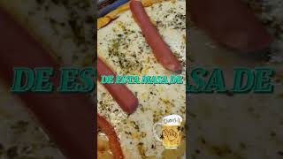 Pizza Casera Napolitana y Muzzarella con Salchichas La masa se hace en Licuadora [upl. by Black7]