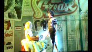 Grease Italia  quotPotrei fare peggioquot [upl. by Leahkim]