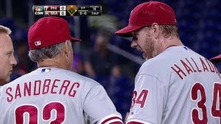 Halladay leaves the game with arm fatigue [upl. by Arney]