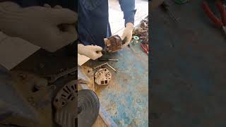 Not charging alternator and battery warning light how to fix Toyota Hilux [upl. by Taveda746]