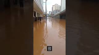 CANOAS RS  INUNDAÇÃO na Estação Rodoviária Rio Grande do Sul  Brasil [upl. by Aizitel]