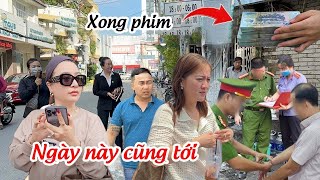 Chiều 2011 Tím Hề GẶP NẠN Trước Nhà Hồng Loan Cô 6 Lộ Chuyện ĐỘNG TRỜI Dẹp Quán Bỏ Trốn [upl. by Pulsifer675]