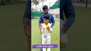 How to left arm spin ball in cricket of beginners cricket shortvideo ytshorts coaching [upl. by Fine]