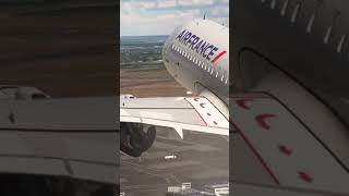 😱😱😱 Accidente Aéreo Al Intentar Aterrizar En El Aeropuerto Del Airbus A320 De AirFrance 😱😱😱 [upl. by Namielus191]