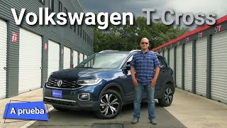 Volkswagen TCross 2021  Se actualiza y ahora es más asequible  Autocosmos [upl. by Rellim]