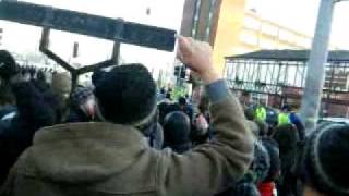 manchester united fans fight leeds fans [upl. by Biles]