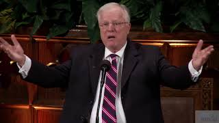 The Word Of God Helps Us Pray l Changed By The Word 5  Pastor Lutzer [upl. by Aistek]