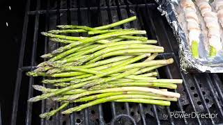 Asperges grillés au BBQ [upl. by Eikram26]