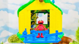 Elmo SESAME STREET Toys Treehouse Friends Visit [upl. by Auqinet993]