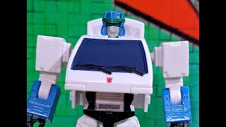 Custom Review of the Transformers Shattered Glass Core Class Soundwave [upl. by Fulmis]