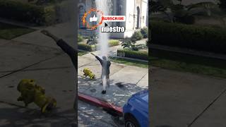 ¿Qué Pasa si Rompes una Boca de Incendio en Todos los GTA 🚒💦 [upl. by Mirella952]