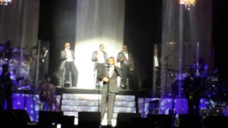 Jaheim sings Luther Vandross A House is Not a Home [upl. by Kevyn975]