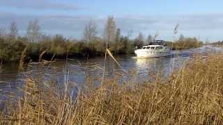 Aquastar 10 van Yachtcharter 2000 Heerenveen Friesland Holland [upl. by Bowne619]