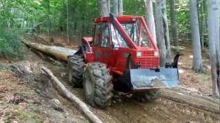 Tractor forestier articulat tip skidder Noe NF140  video 2 [upl. by Glassco]