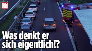 Dreister Autofahrer Rettungsgasse wird missbraucht [upl. by Nnyleahs271]