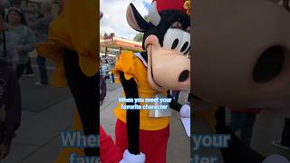 🤯Meeting Clarabelle Cow at Disneyland shorts disneyland [upl. by Schweitzer41]