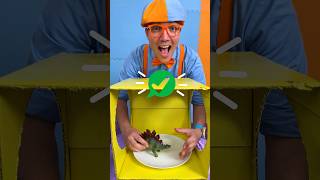 WHOS THAT DINOSAUR Blippi Learning Games blippi shorts [upl. by Chainey]