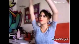 Martina Stoessel canta quotCòmo Quieresquot y quotNuestro Caminoquot Twitcam 241113 [upl. by Nahshunn186]