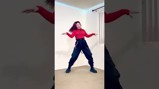 Jessi  Cold Blooded Dance Cover • Isabel Jones [upl. by Jezebel]