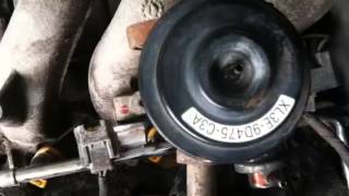 How to fuel rail injector removal on ford f150 54 46 [upl. by Simon]