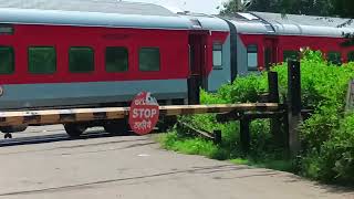 Kochuveli Hazrat Nizamuddin Special train Spotted at Gudur Railway cross [upl. by Alyhc]